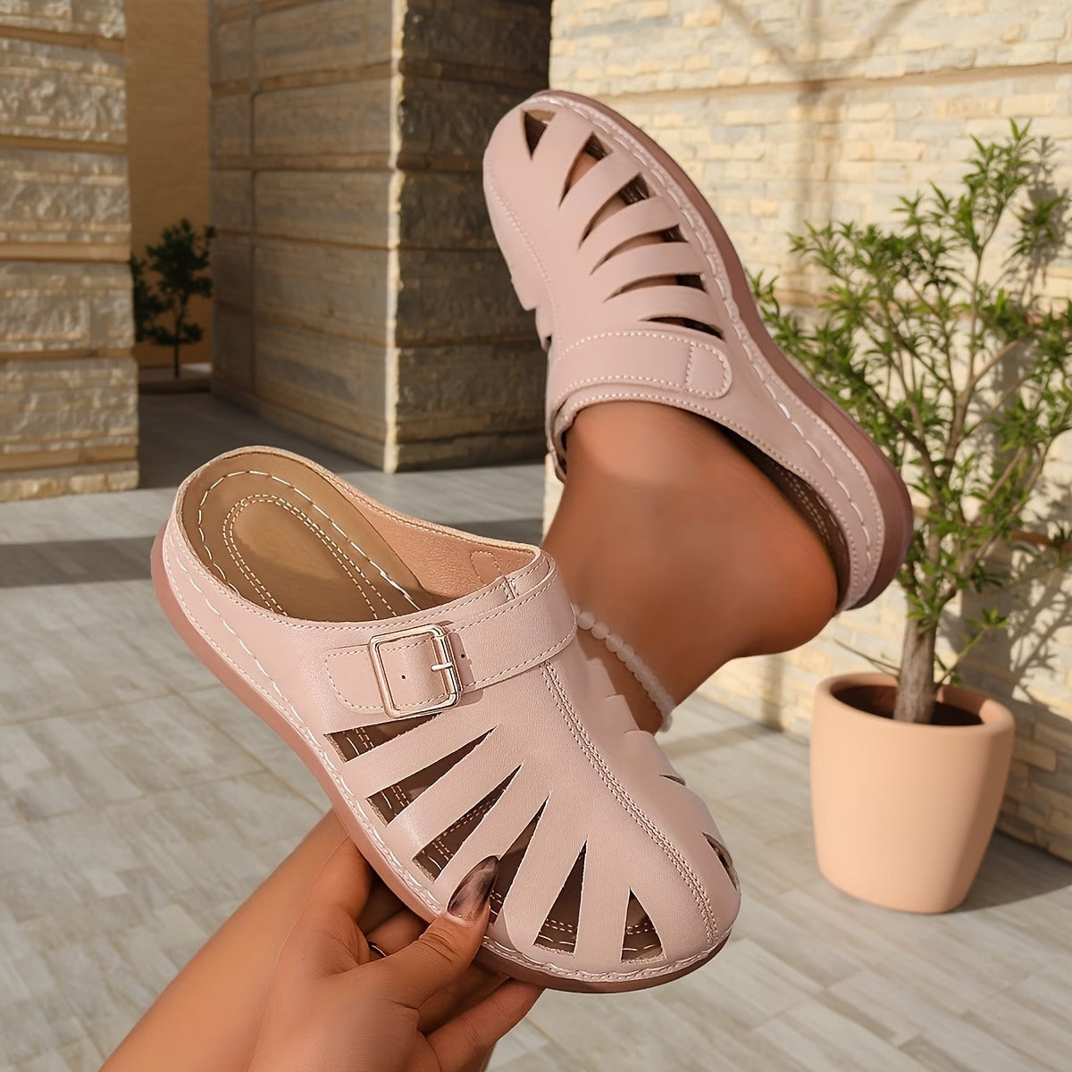 Women's Closed-Toe Stylish and Easy Hollow Design Mules