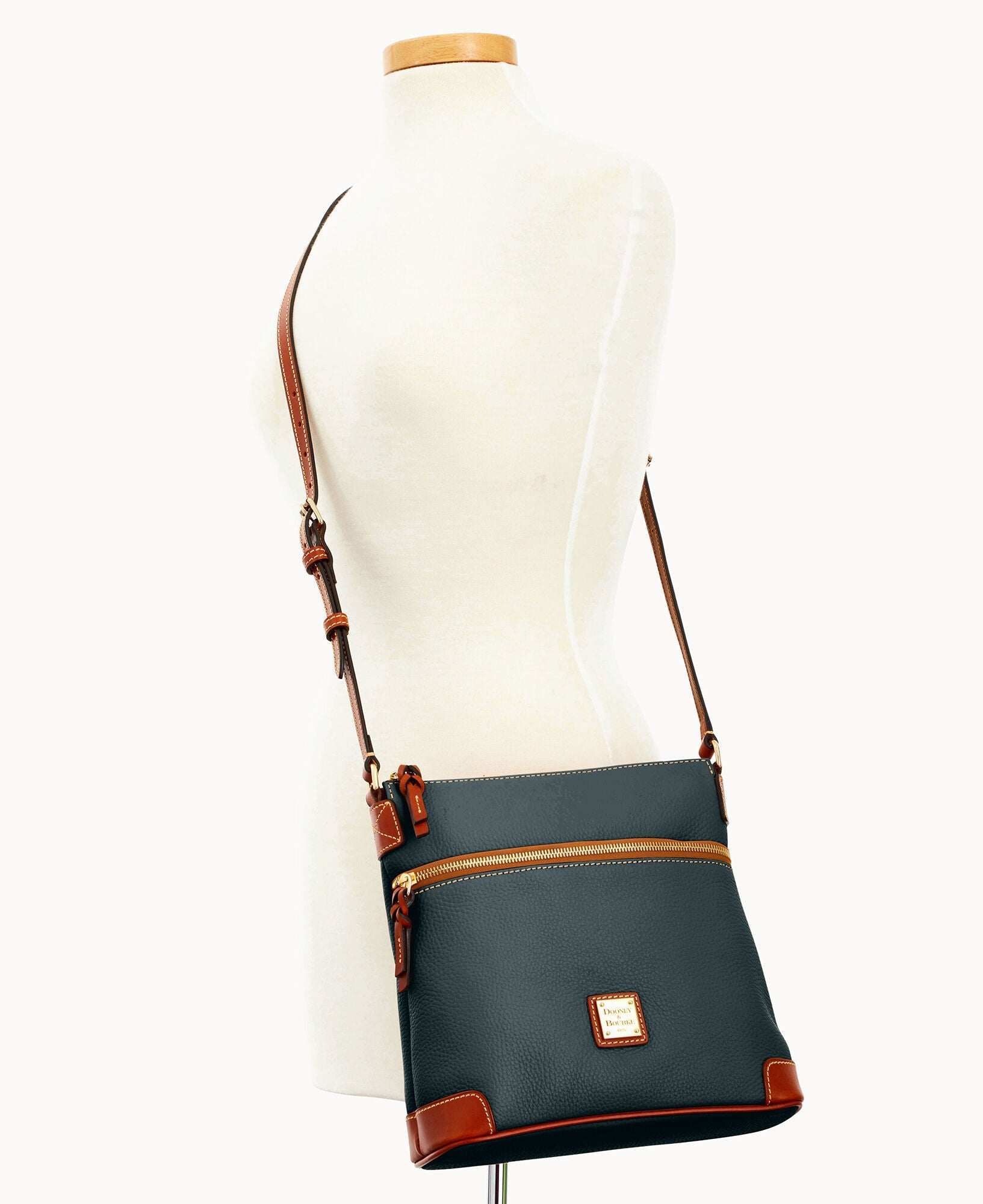 Pebble Grain Crossbody