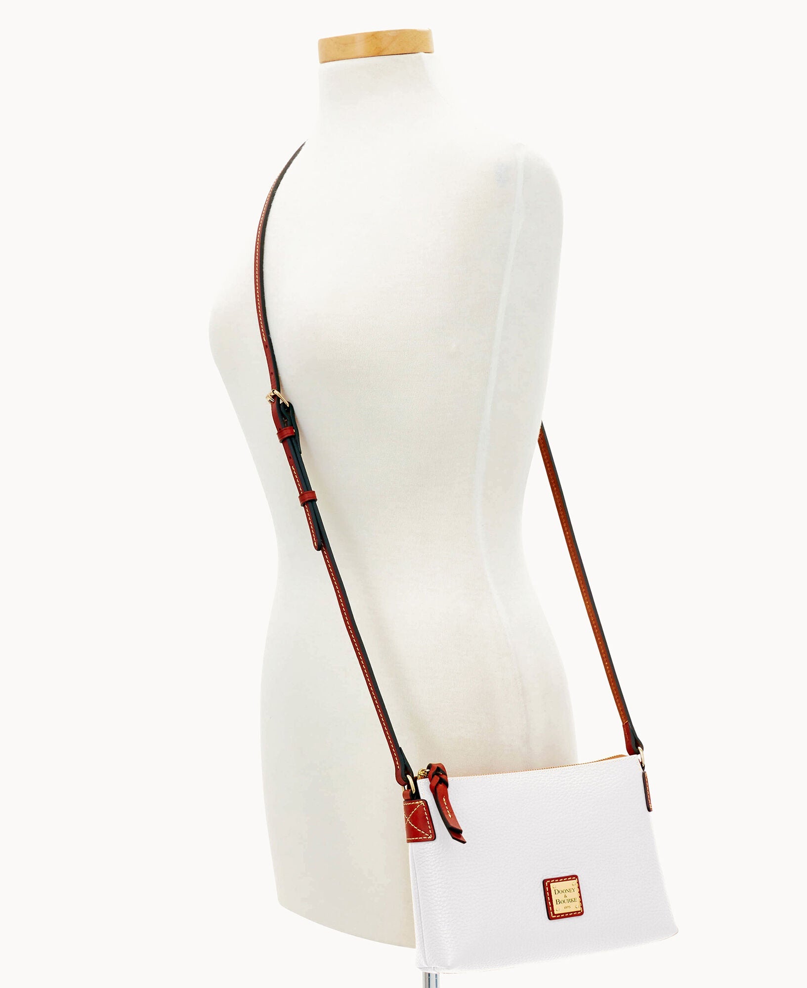 Pebble Grain Crossbody Pouchette