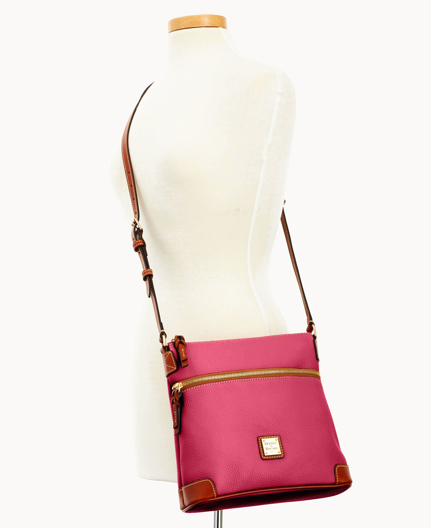 Pebble Grain Crossbody