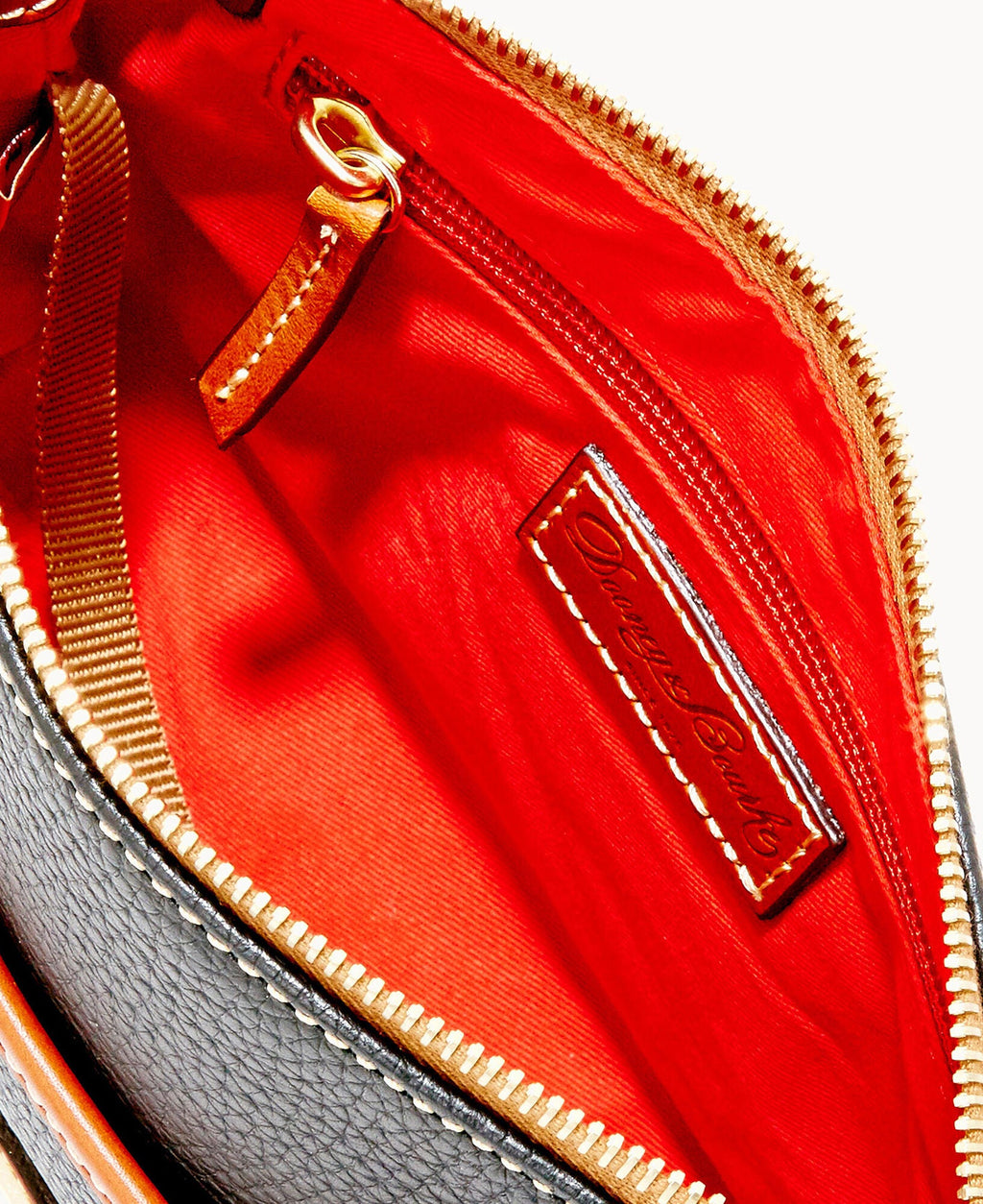 Pebble Grain Ginger Crossbody