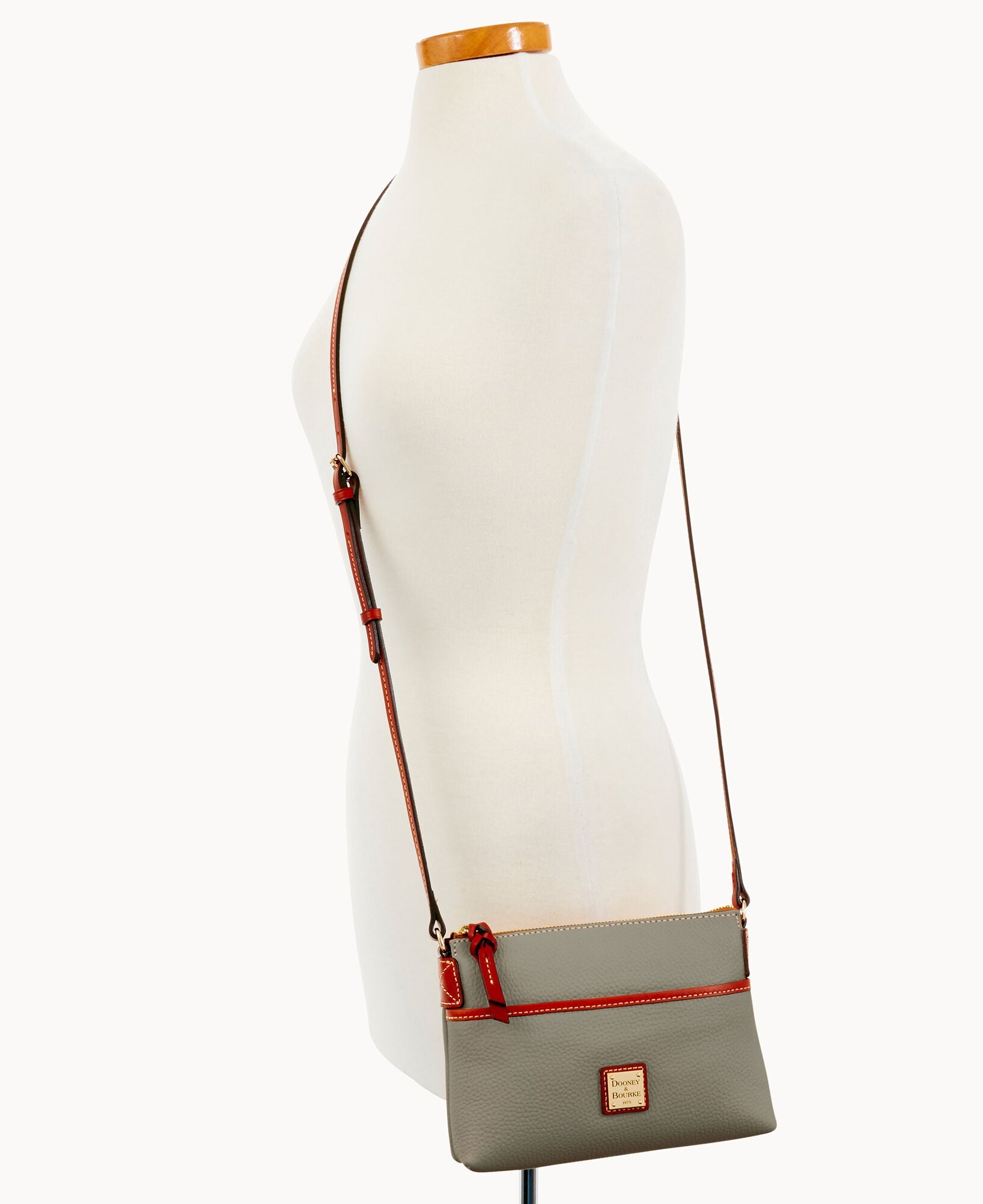 Pebble Grain Ginger Crossbody
