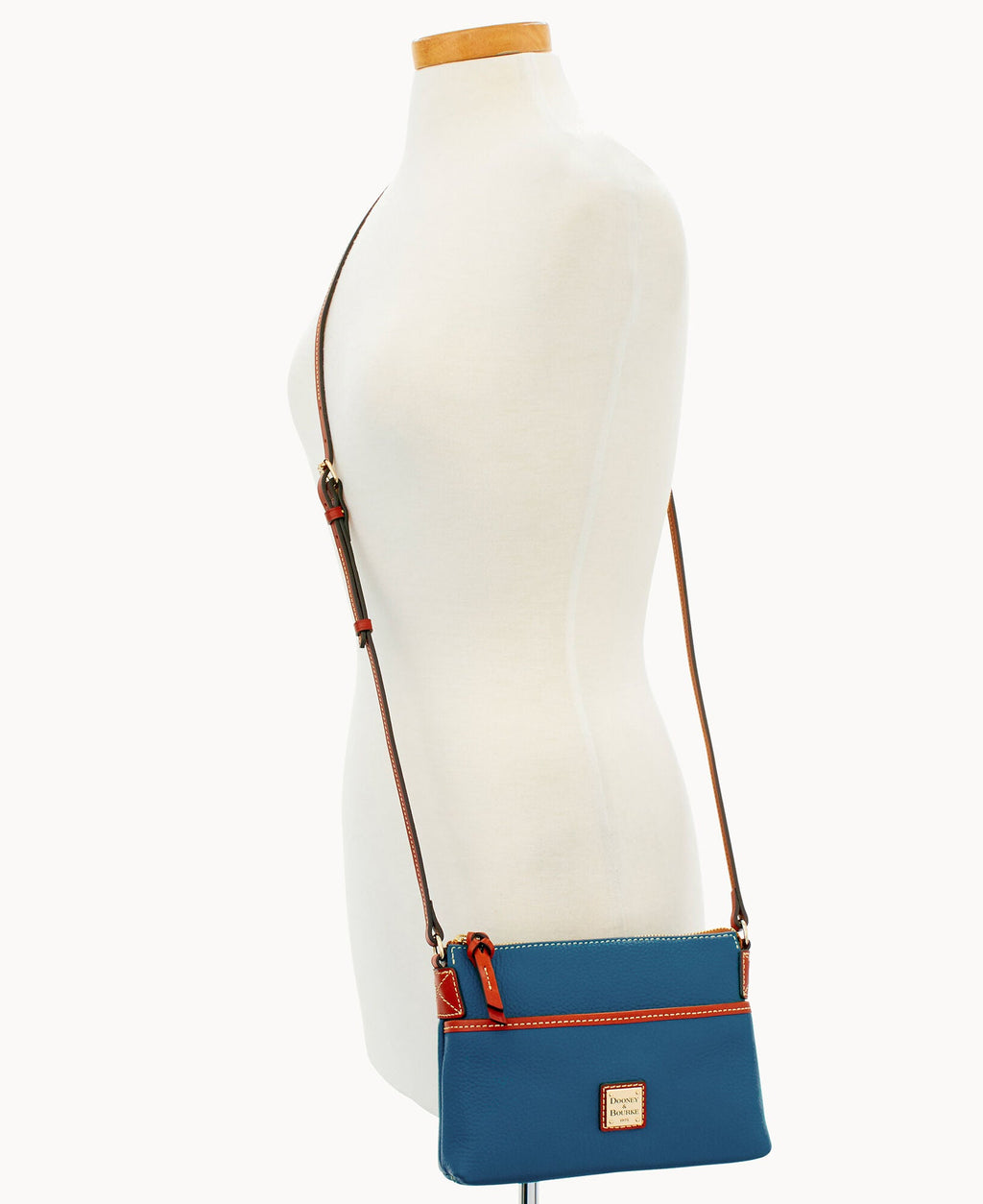 Pebble Grain Ginger Crossbody