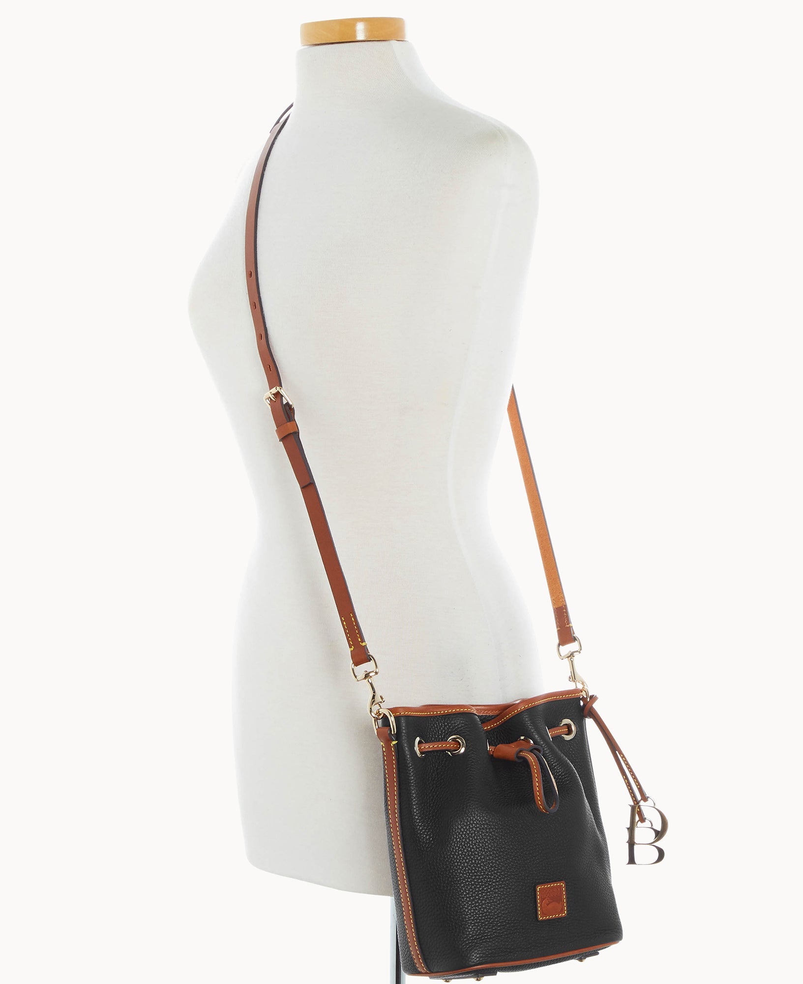 Pebble Grain Small Drawstring