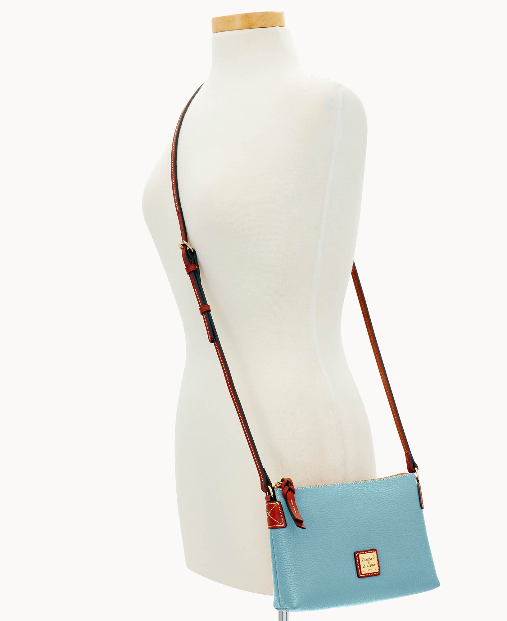 Pebble Grain Crossbody Pouchette