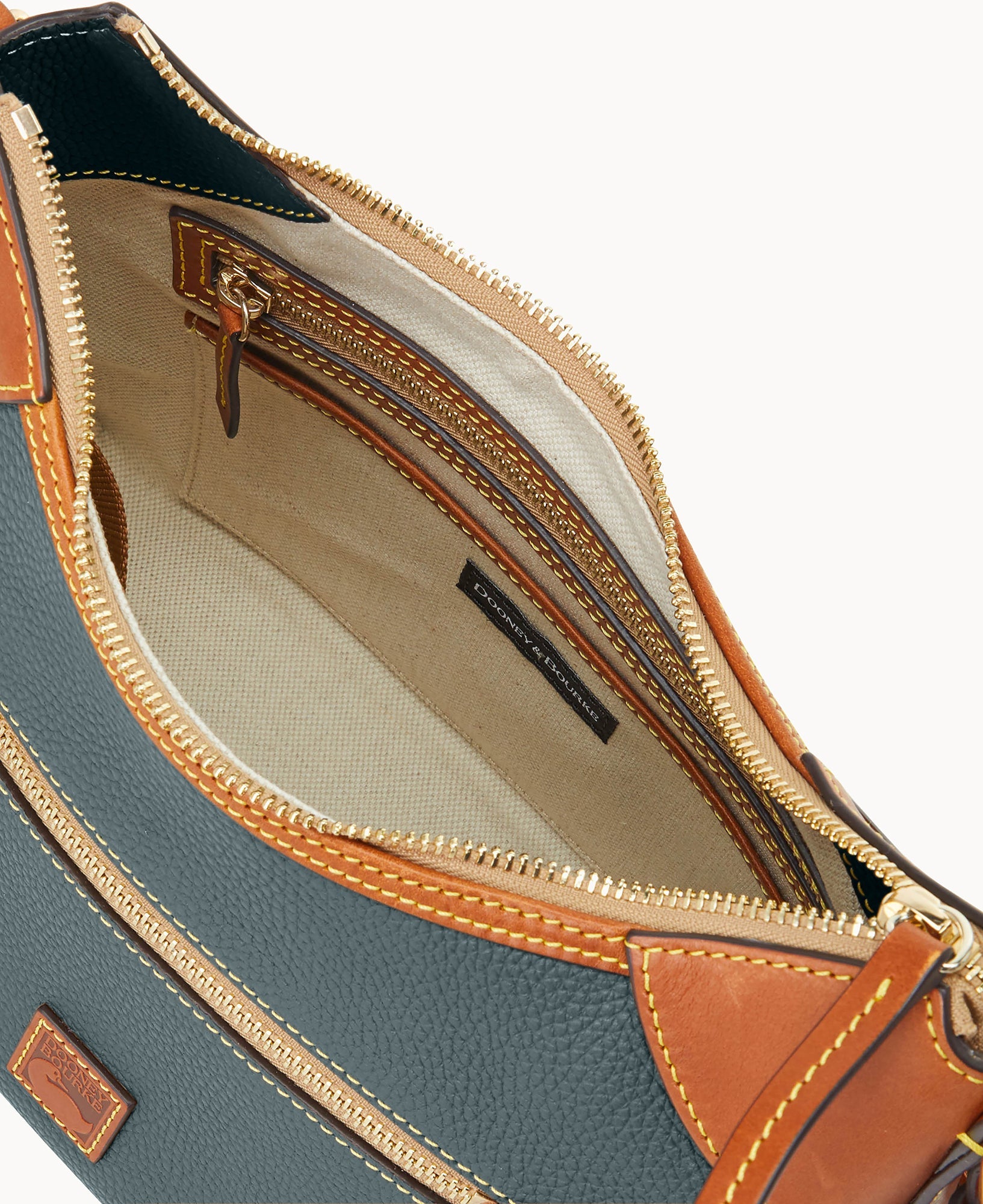 Pebble Grain Hobo