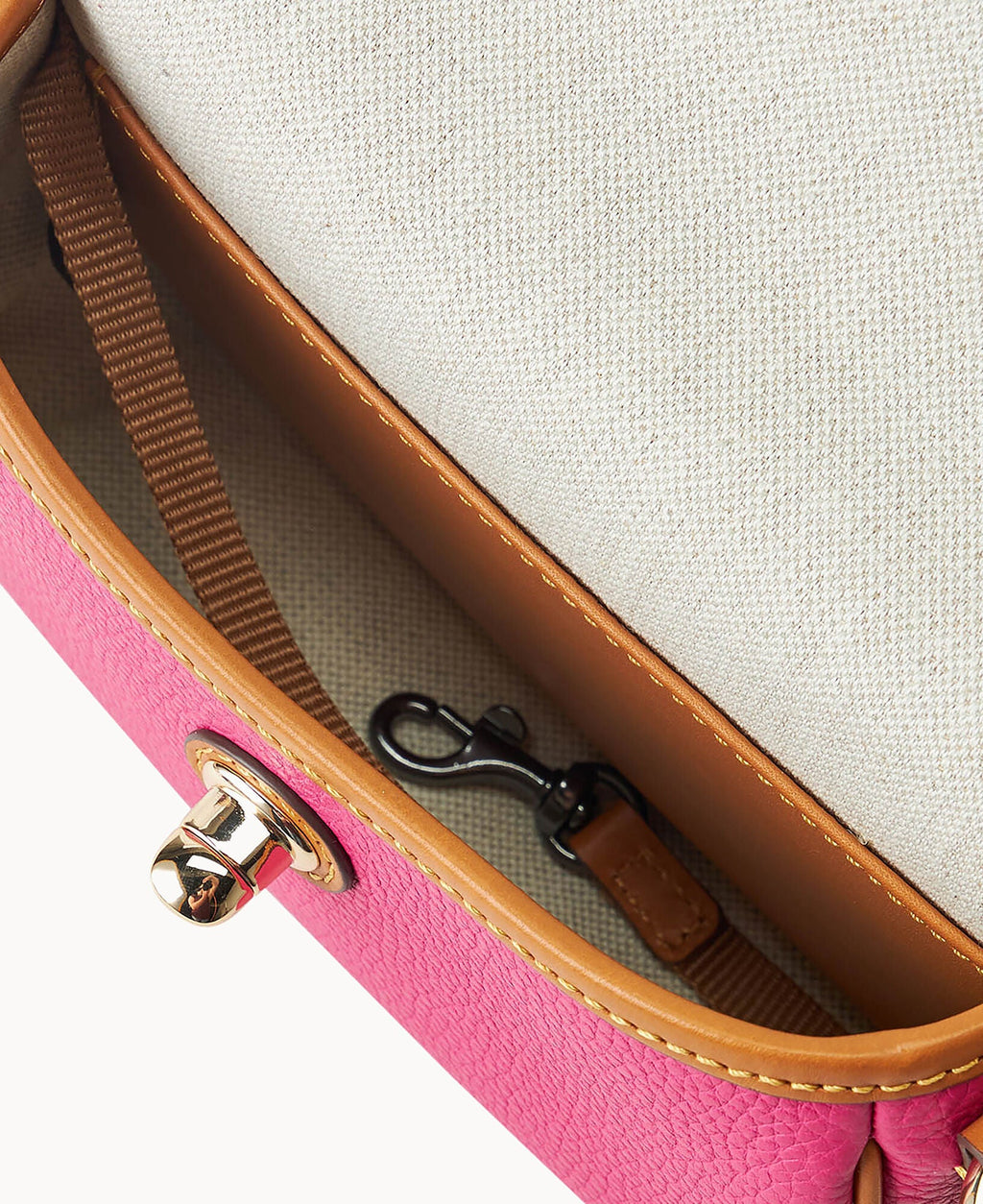 Pebble Grain Turnlock Crossbody 22