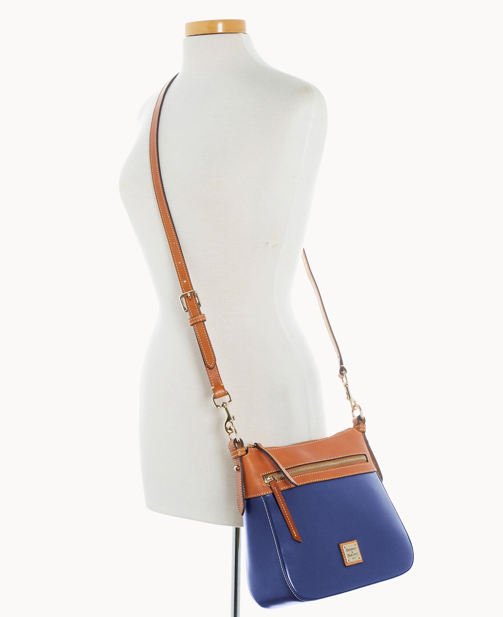 Wexford Leather Crossbody 25