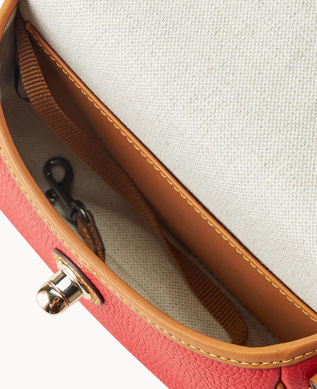Pebble Grain Turnlock Crossbody 22